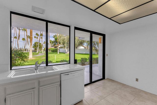 84 Avenida Las Palmas, Rancho Mirage, CA 92270