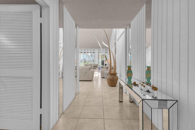 84 Avenida Las Palmas, Rancho Mirage, CA 92270