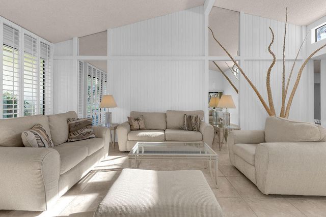 84 Avenida Las Palmas, Rancho Mirage, CA 92270