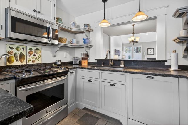 1465 Hooksett Rd Unit 418, Hooksett, NH 03106