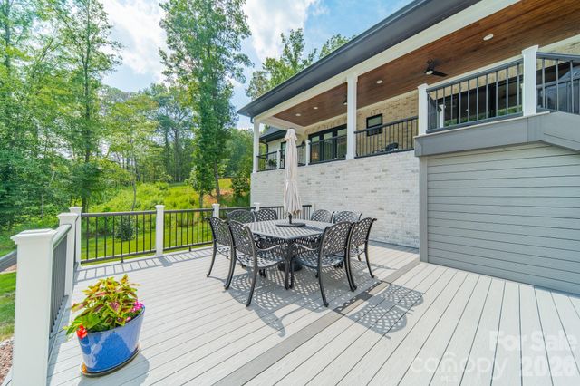 1725 Turtlewood Drive, Waxhaw, NC 28173