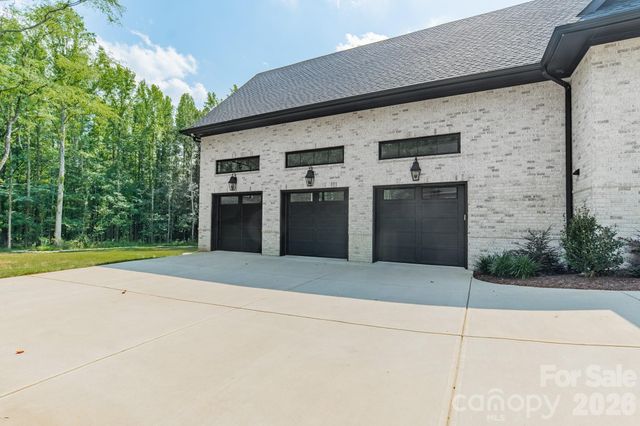 1725 Turtlewood Drive, Waxhaw, NC 28173