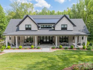 1725 Turtlewood Drive, Waxhaw, NC 28173