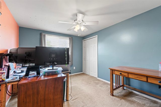 17621 Brentwood Drive, Riverview, MI 48193