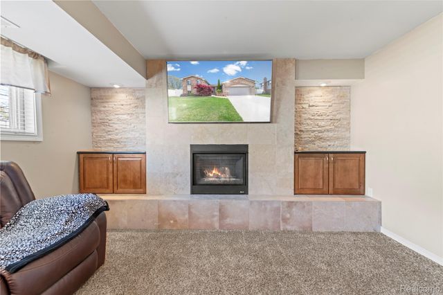 17621 Brentwood Drive, Riverview, MI 48193