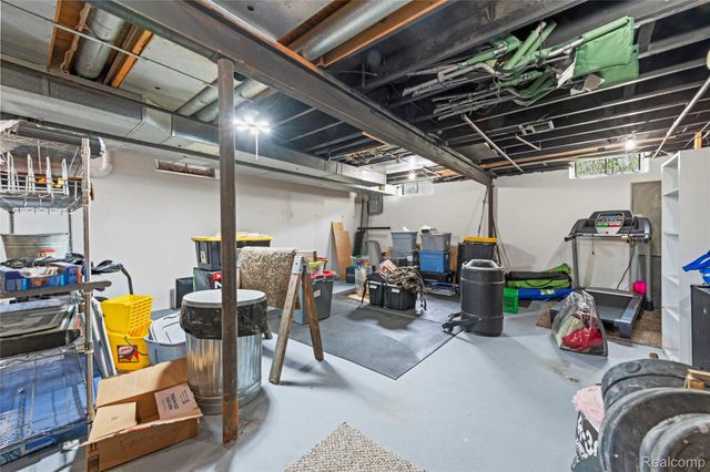17621 Brentwood Drive, Riverview, MI 48193