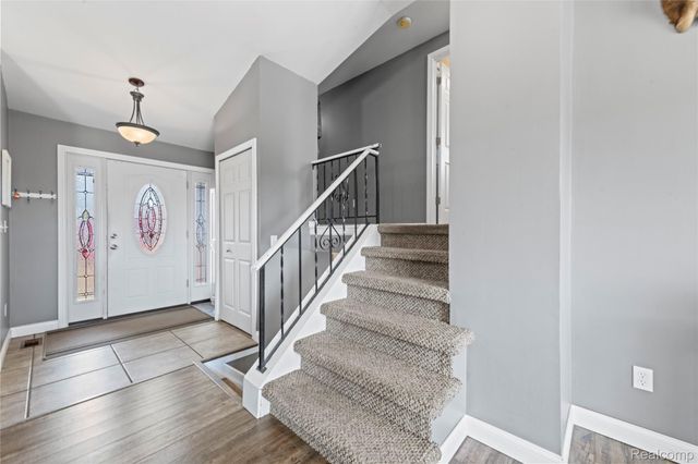 17621 Brentwood Drive, Riverview, MI 48193