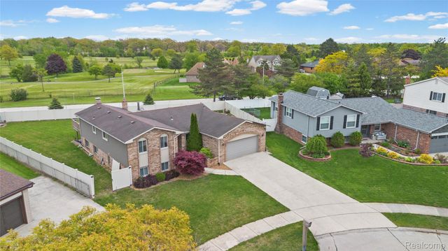 17621 Brentwood Drive, Riverview, MI 48193