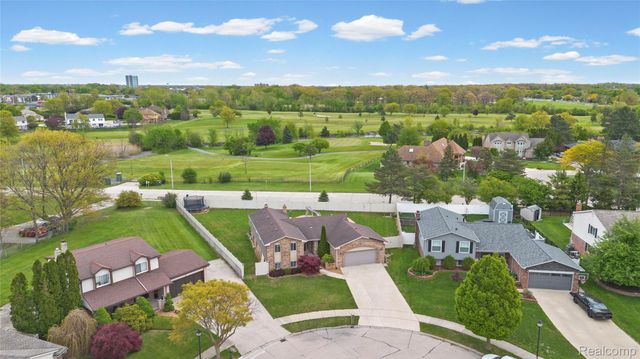 17621 Brentwood Drive, Riverview, MI 48193
