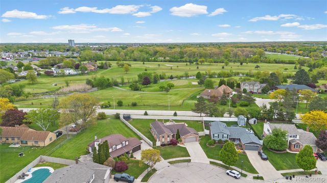17621 Brentwood Drive, Riverview, MI 48193