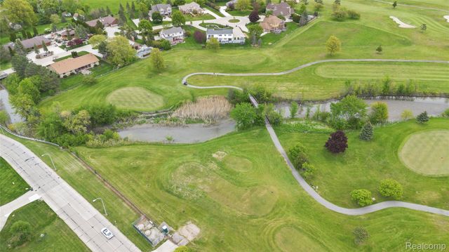 17621 Brentwood Drive, Riverview, MI 48193