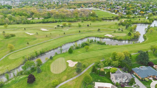 17621 Brentwood Drive, Riverview, MI 48193