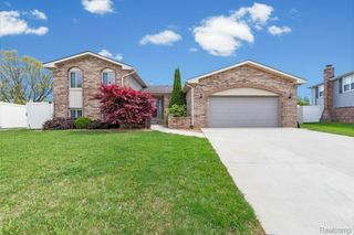 17621 Brentwood Drive, Riverview, MI 48193