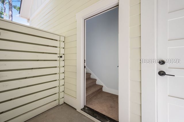 26 Longwood Dr, Okatie, SC 29909