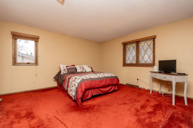 502 Highland Drive, Chanhassen, MN 55317