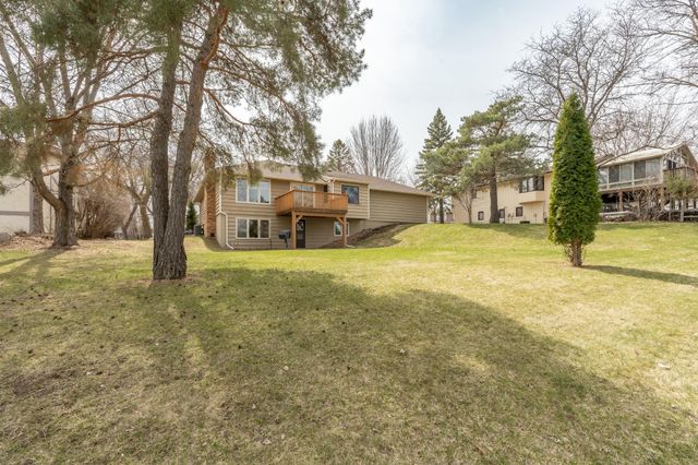 502 Highland Drive, Chanhassen, MN 55317