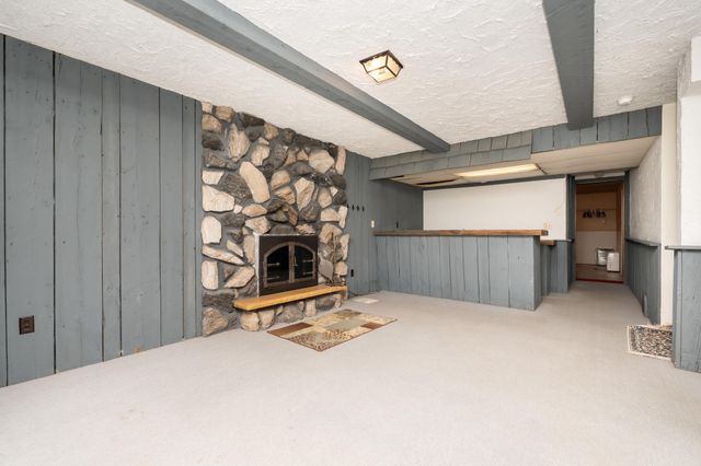 502 Highland Drive, Chanhassen, MN 55317