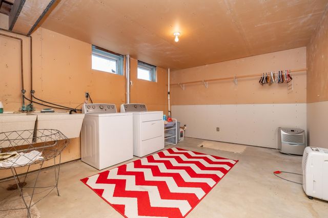 502 Highland Drive, Chanhassen, MN 55317