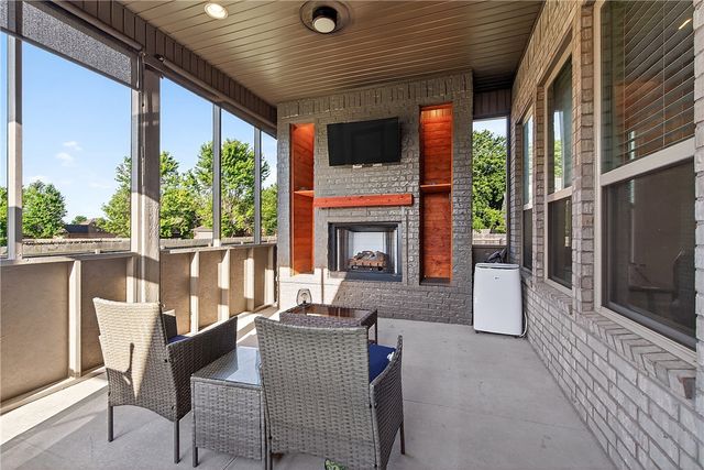 3989 W Dahlia, Fayetteville, AR 72704