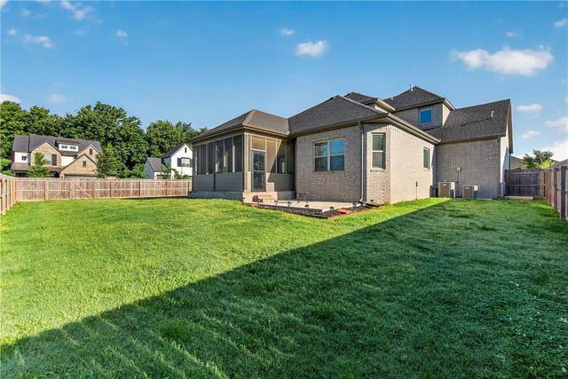 3989 W Dahlia, Fayetteville, AR 72704
