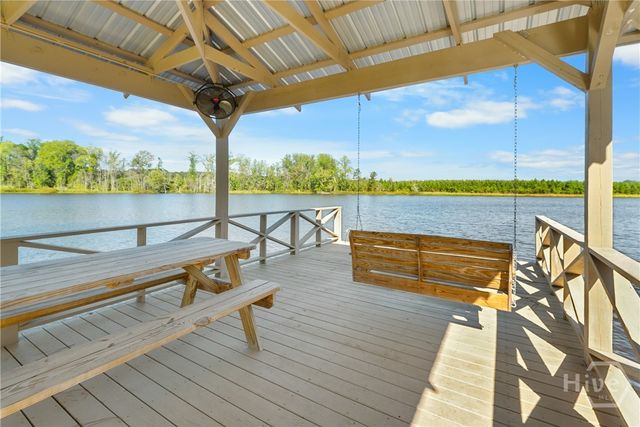 498 Walter L Dasher Road, Glennville, GA 30427