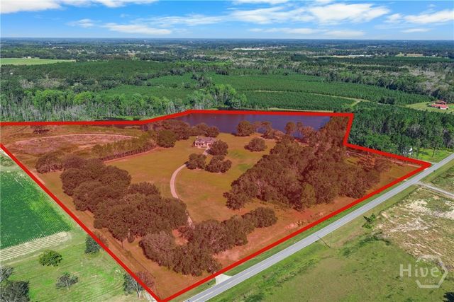 498 Walter L Dasher Road, Glennville, GA 30427