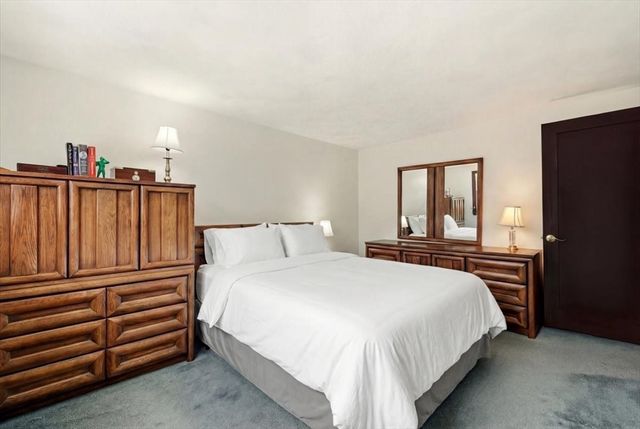 68 Palmer Rd, Plymouth, MA 02360