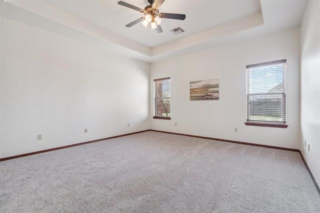 2113 Mulberry Creek Avenue, Yukon, OK 73099