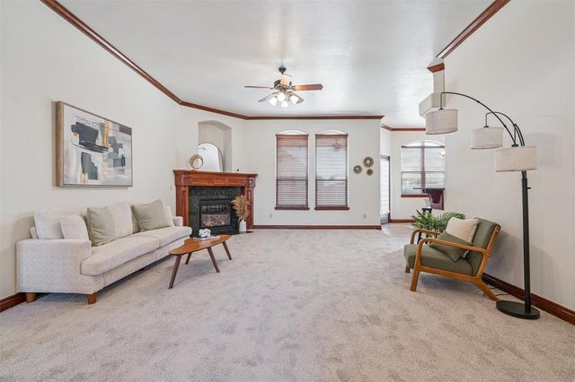 2113 Mulberry Creek Avenue, Yukon, OK 73099