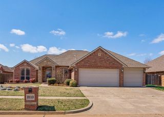 2113 Mulberry Creek Avenue, Yukon, OK 73099