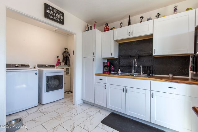 2439 N Richey Boulevard, Tucson, AZ 85716