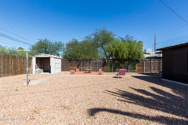 2439 N Richey Boulevard, Tucson, AZ 85716