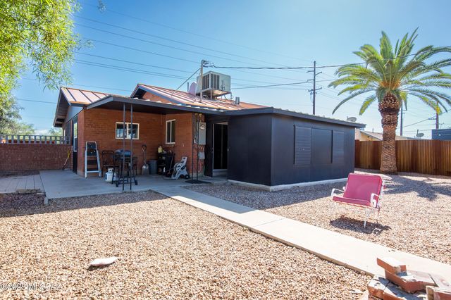 2439 N Richey Boulevard, Tucson, AZ 85716