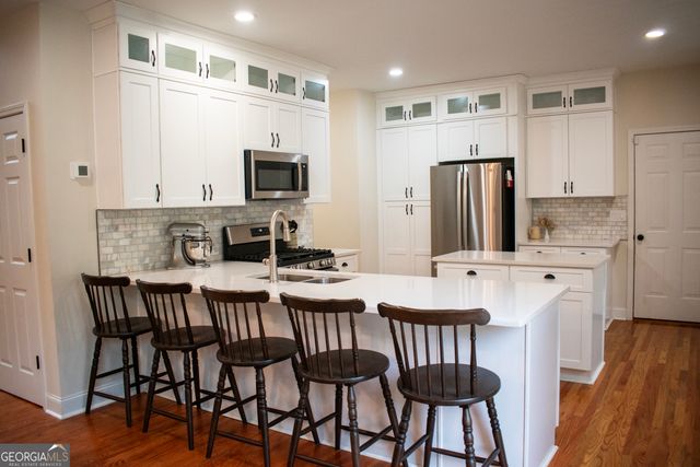 2735 Hanson Court, Cumming, GA 30041