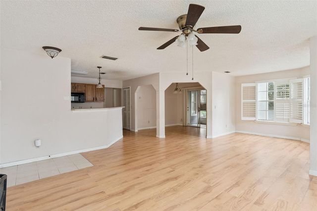 975 NORTHERN DANCER WAY 101, Casselberry, FL 32707