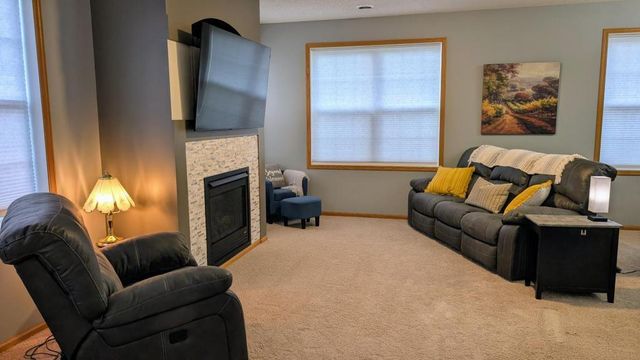 10623 171st Avenue NW, Elk River, MN 55330