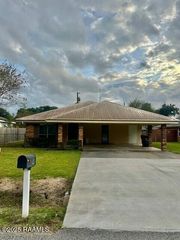 114 Ash Lane, Lafayette, LA 70501