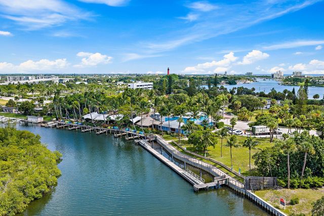 400 N HIGHWAY A1A 33, Jupiter, FL 33477
