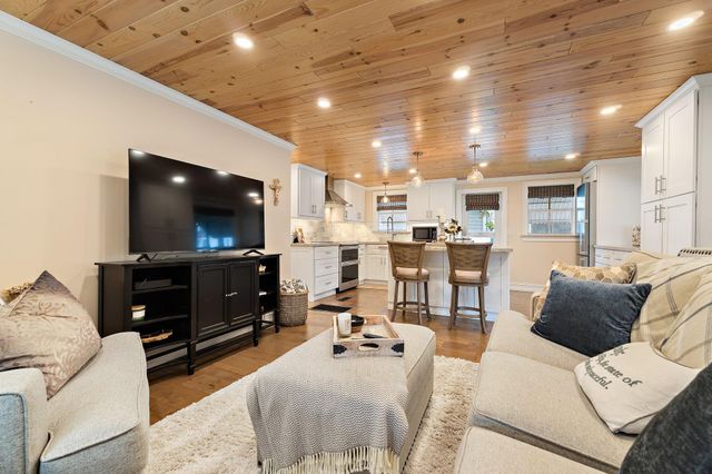 400 N HIGHWAY A1A 33, Jupiter, FL 33477