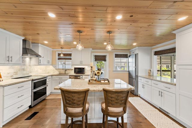 400 N HIGHWAY A1A 33, Jupiter, FL 33477