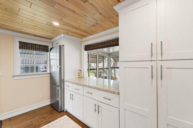 400 N HIGHWAY A1A 33, Jupiter, FL 33477