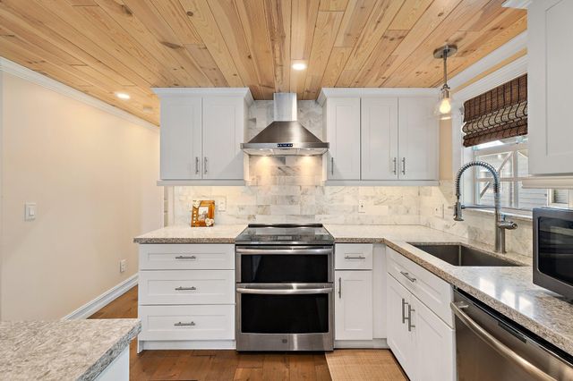 400 N HIGHWAY A1A 33, Jupiter, FL 33477