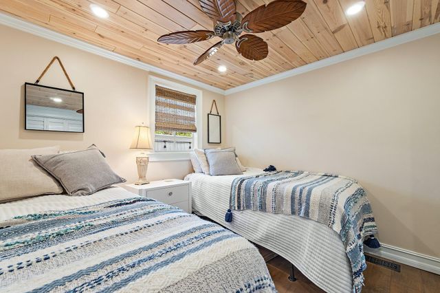 400 N HIGHWAY A1A 33, Jupiter, FL 33477