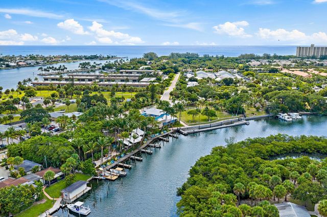 400 N HIGHWAY A1A 33, Jupiter, FL 33477