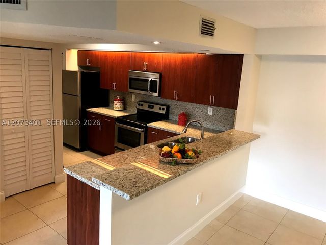8580 SW 212th St 105, Cutler Bay, FL 33189