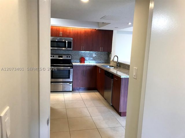 8580 SW 212th St 105, Cutler Bay, FL 33189