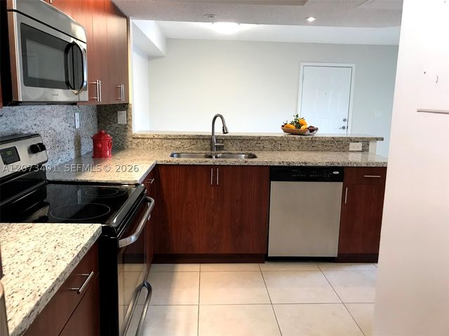 8580 SW 212th St 105, Cutler Bay, FL 33189