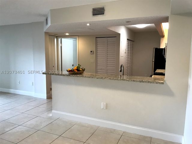 8580 SW 212th St 105, Cutler Bay, FL 33189