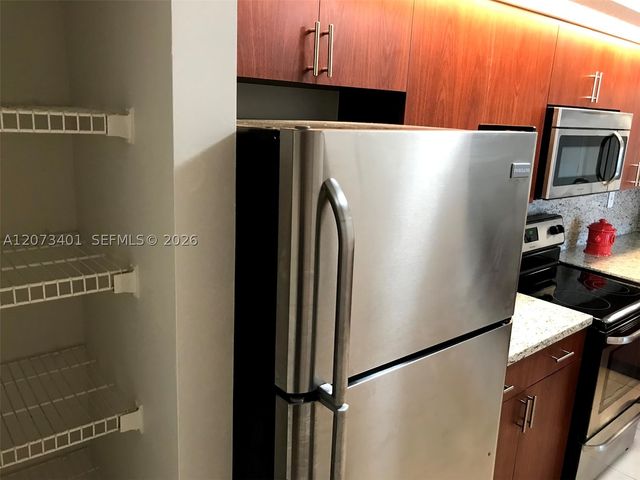 8580 SW 212th St 105, Cutler Bay, FL 33189