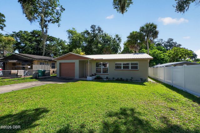 1225 Moravia Avenue, Daytona Beach, FL 32117